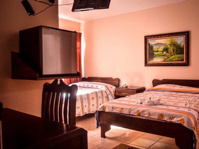 Hotel La Choza Inn La Fortuna Dış mekan fotoğraf