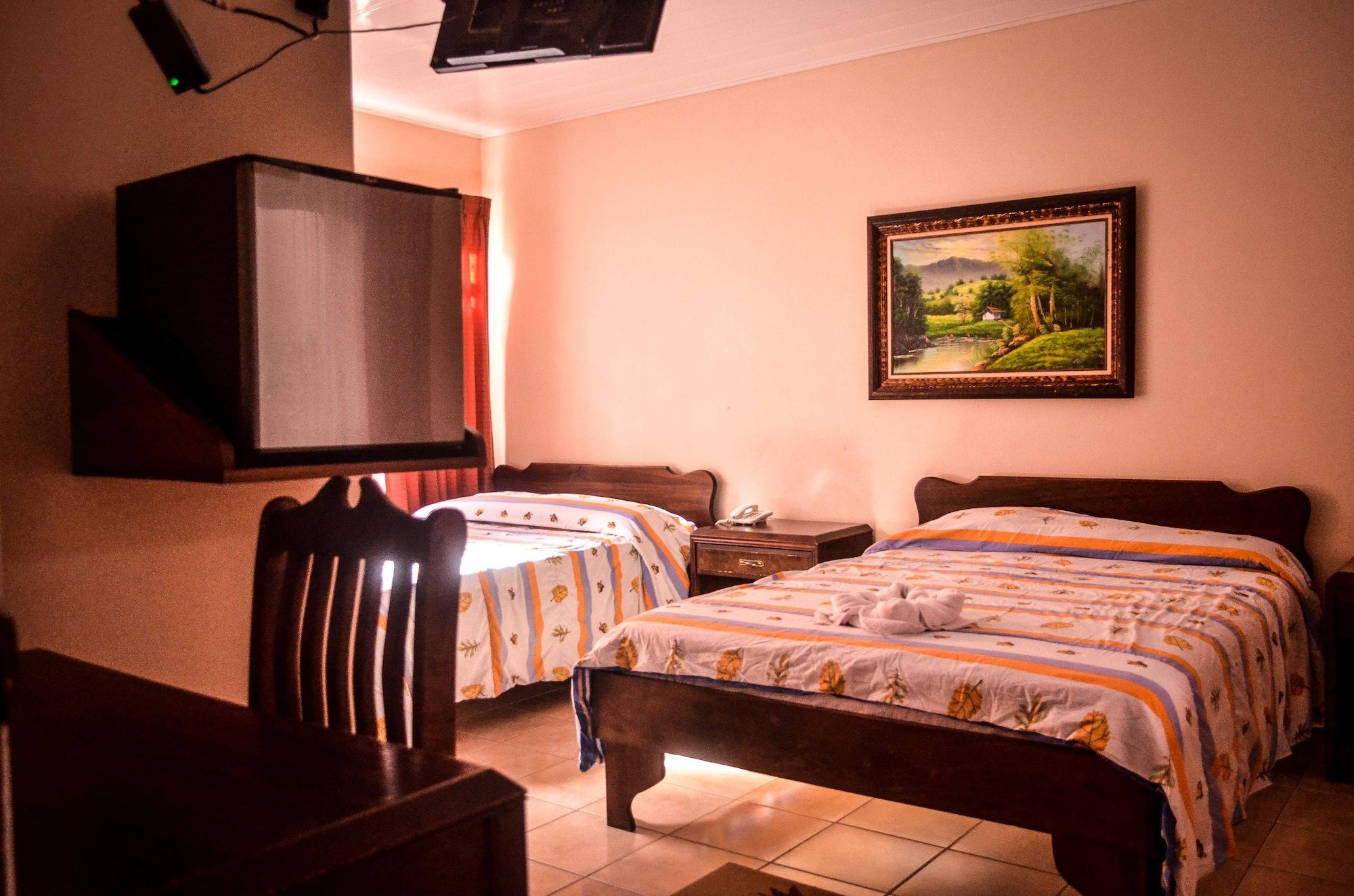 Hotel La Choza Inn La Fortuna Dış mekan fotoğraf